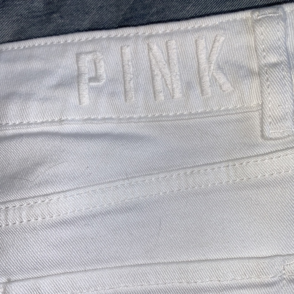 NWOT Victoria’s Secret Pink white jeans shorts - Picture 4 of 5